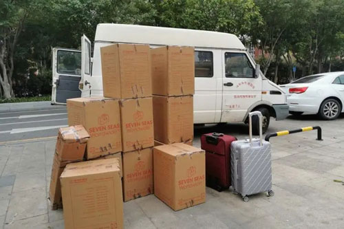 玉龙行李托运公司